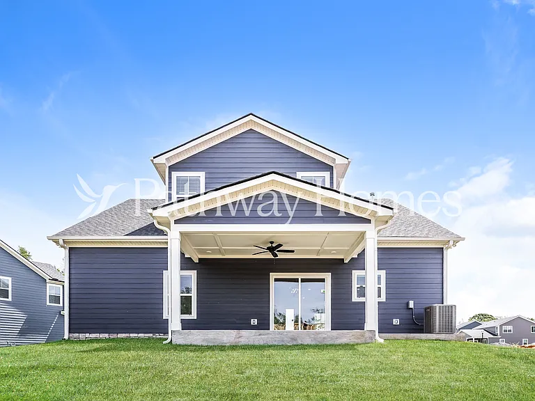 613 Silver Trce — Photo 16