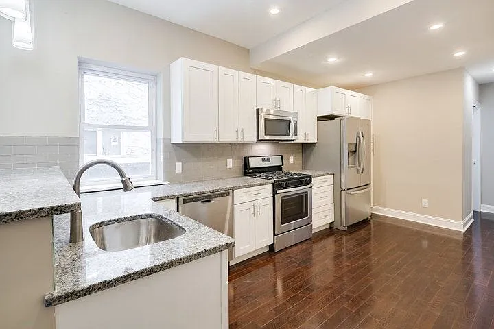 1223 S 23rd St — Photo 4