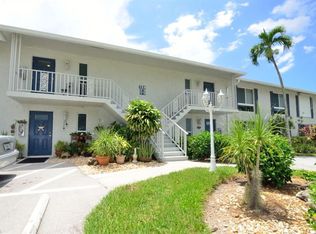124 Penny Ln APT 8, Naples, FL 34112