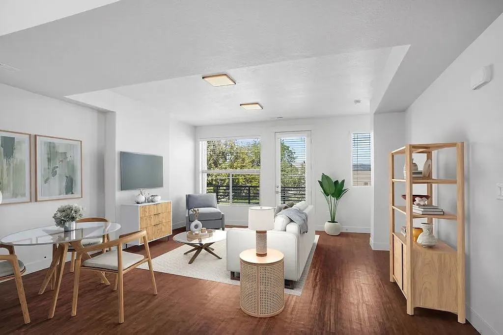 Vaseo Townhomes — Photo 4