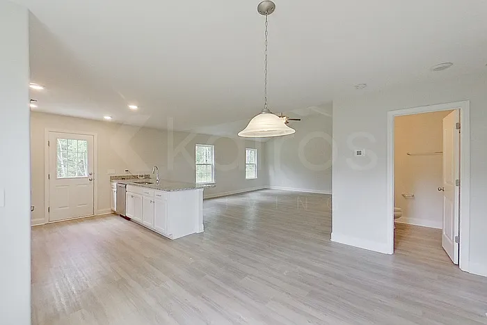 223 Western Red Cedar Dr — Photo 9