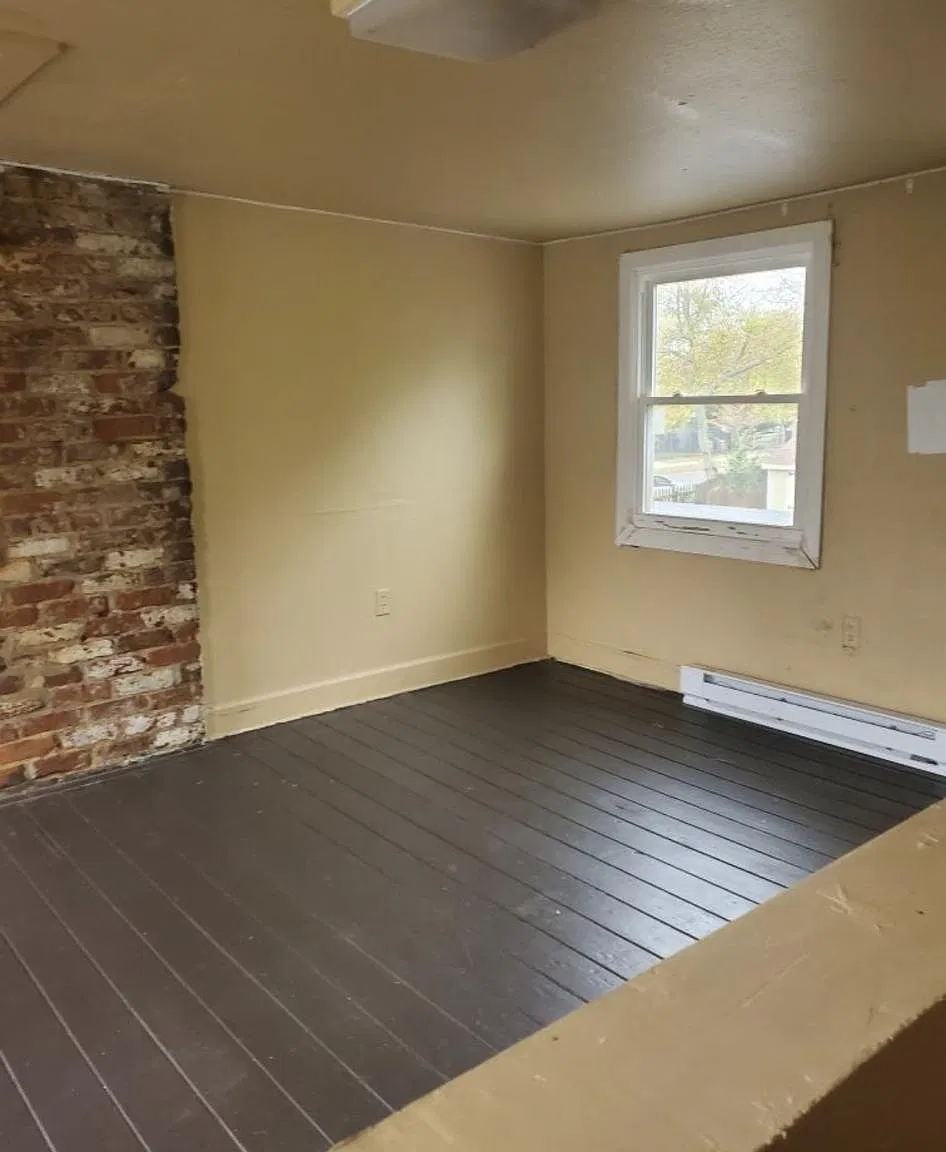 409 Princess Elizabeth St — Photo 4