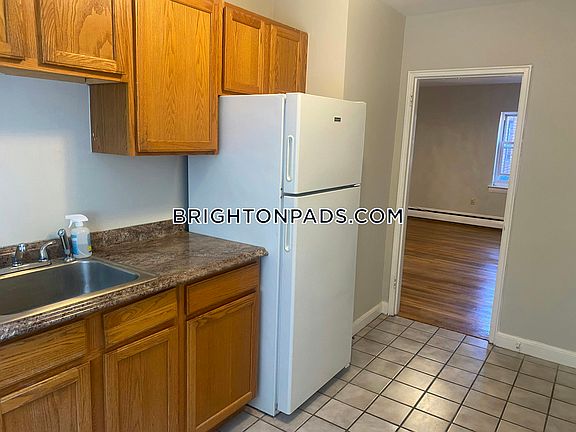 5th image of 63-65 Selkirk Rd #7