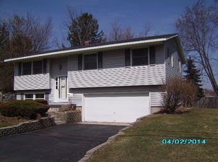 514 Dane St, Woodstock, IL 60098
