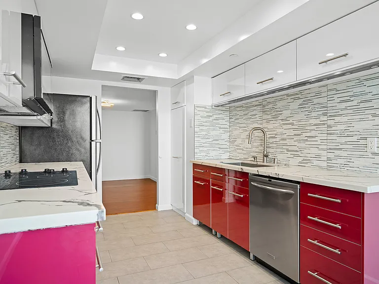 343 Pioneer Dr #1703 — Photo 19