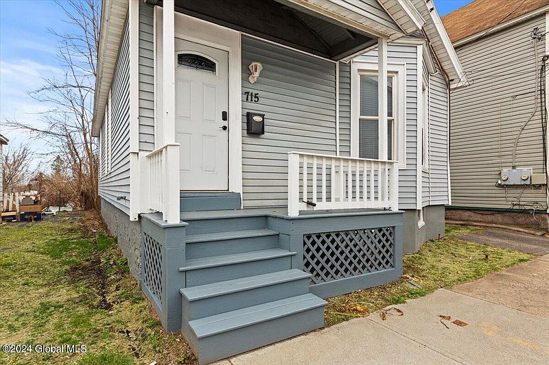 2nd image of 715 Windsor Terrace