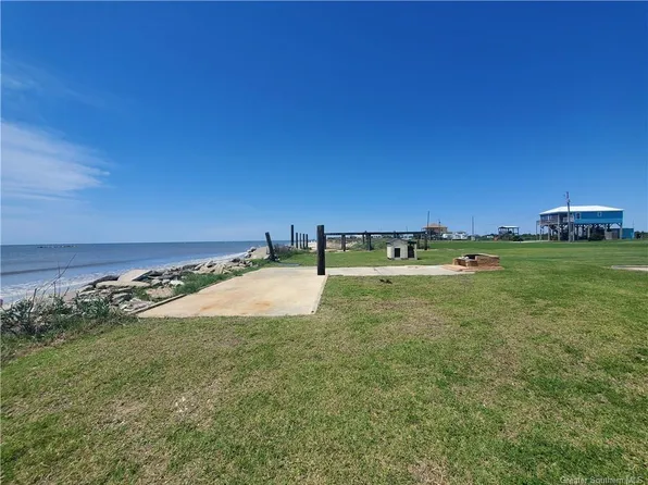 285 Richard Ln, Cameron, LA 70631
