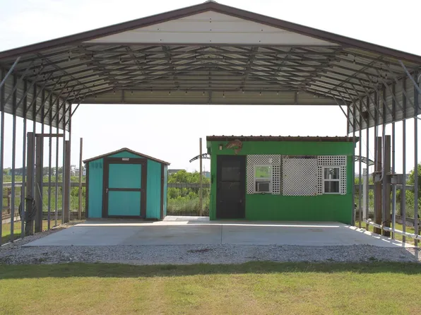 1502 County Road 299, Sargent, TX 77414