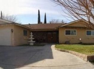 2562 Marcella St, Lancaster, CA 93536