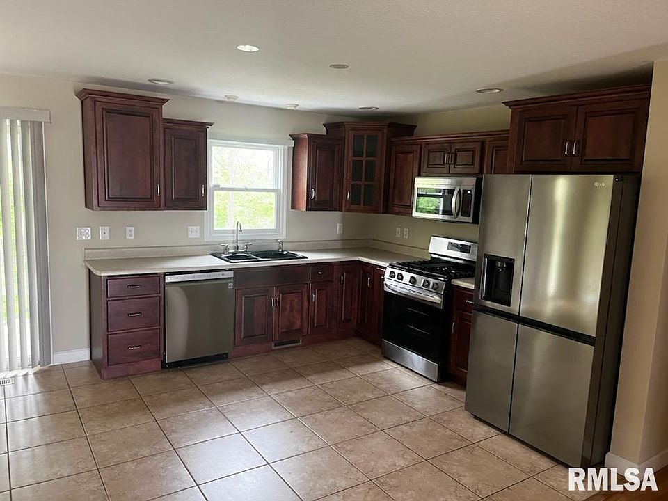 742 Woodridge Dr, Sherman, IL 62684 Zillow