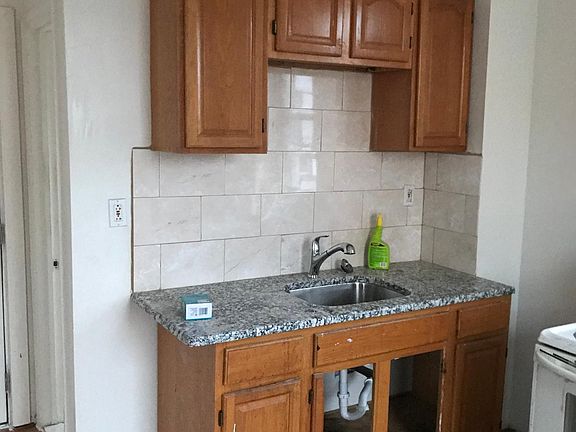 3rd image of 2300 E Lehigh Ave