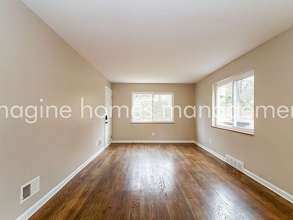 4th image of 3508 Linwood Ave #1