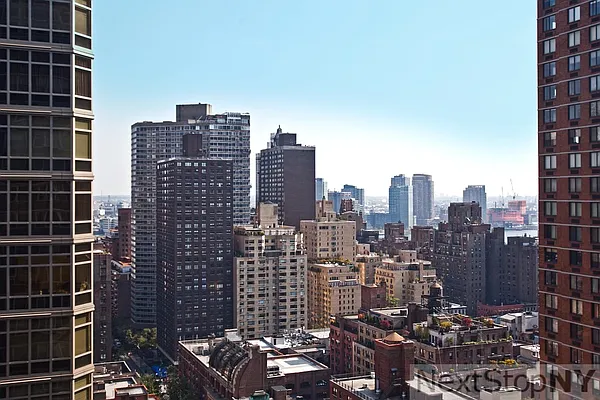 Sold by NextStopNY | media 14