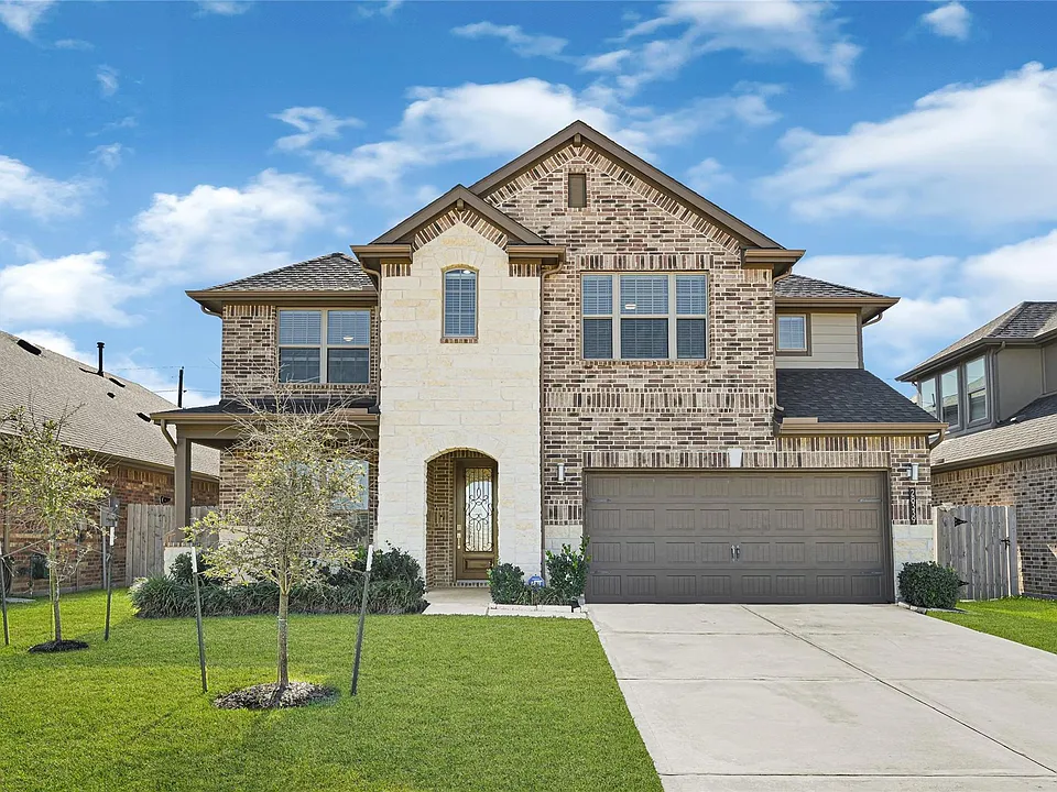28339 Halle Ray Dr