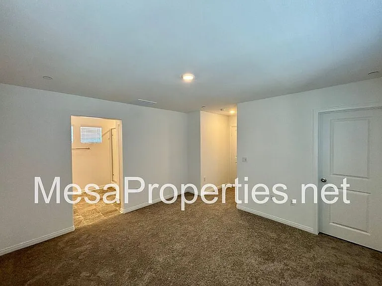 1221 Yeager Ave — Photo 12