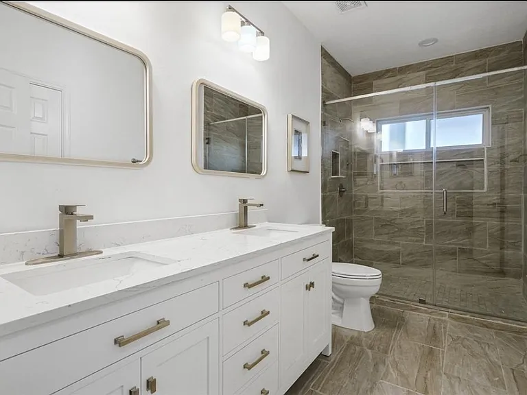 304 Milby St #1 — Photo 12