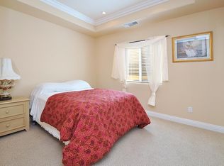 1715 Harriman Ln, Redondo Beach, CA 90278