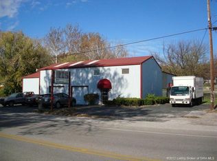 1812 Corydon Pike, New Albany, IN 47150