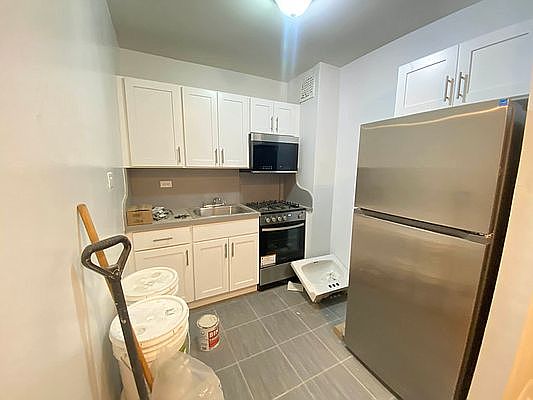 3rd image of 144-20 41st Ave #1002