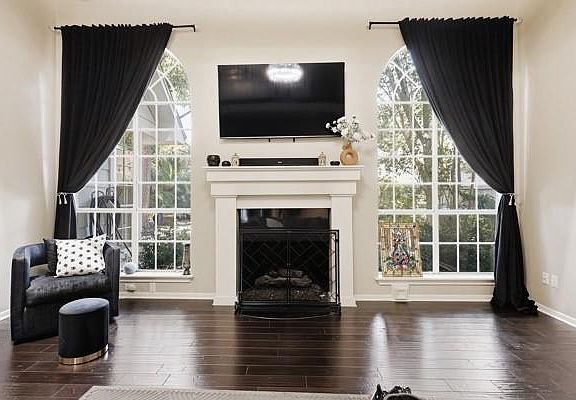 4th image of 5834 Mountain View Dr