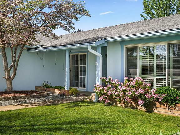 3rd image of 9699 Rudway Ct