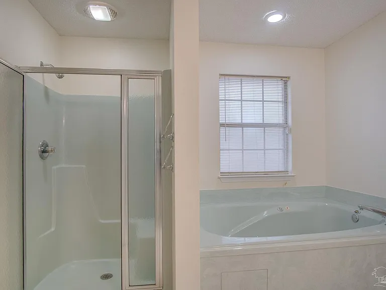 3012 Classic Dr — Photo 19