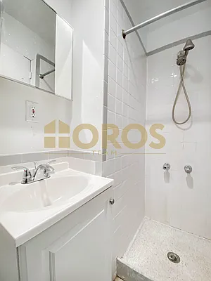 Rented by City Connections Realty | media 7