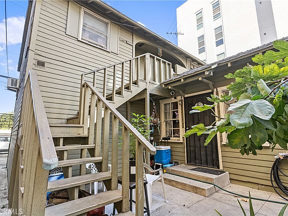 5th image of 1757 Long Beach Blvd