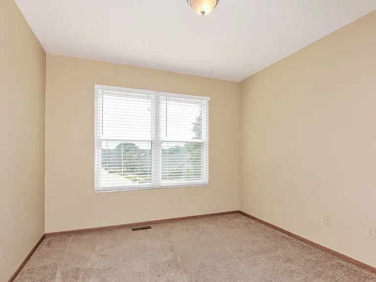 14480 Williamsburg Manor Dr — Photo 8