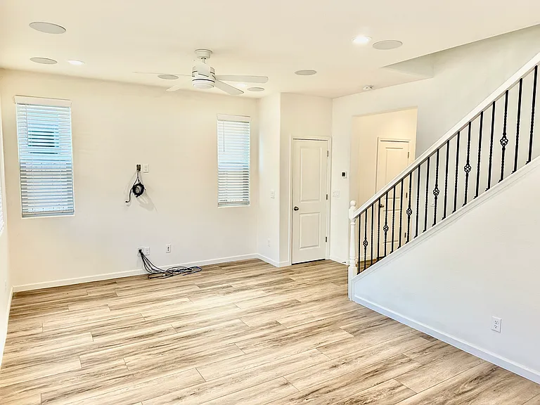 857 Winchell Way W — Photo 6