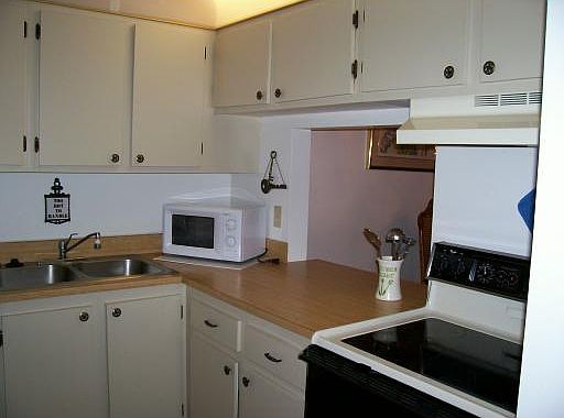 3rd image of 142 Lake Rebecca Dr