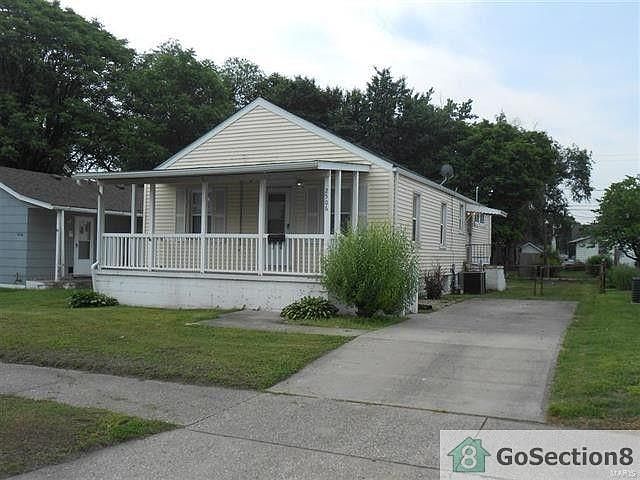 1st image of 2506 E 28th St