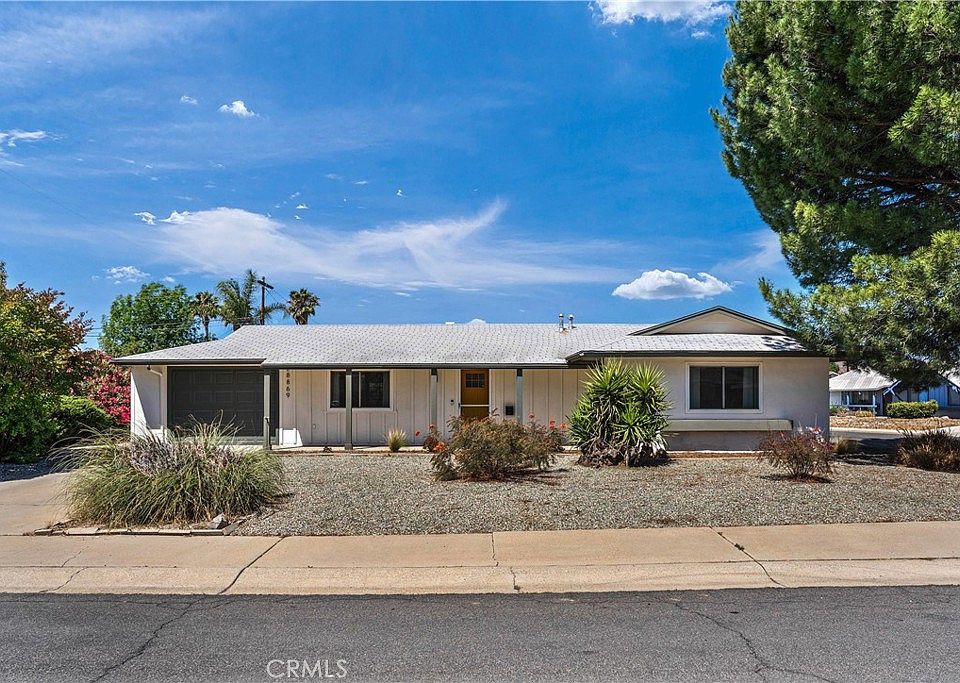 1st image of 28869 Hope Dr