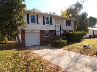 6032 Endicott Rd, Columbus, OH 43229