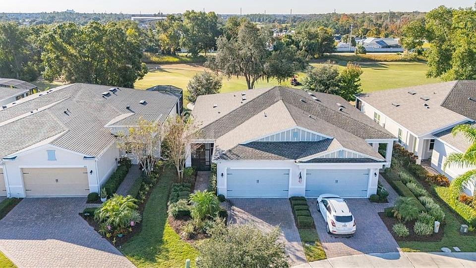 2nd image of 1855 Flora Pass Pl