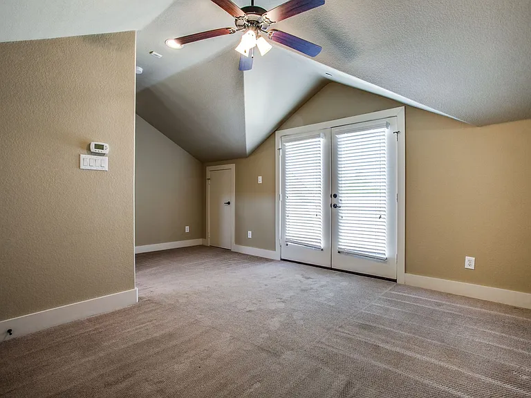 4111 Rawlins St — Photo 18
