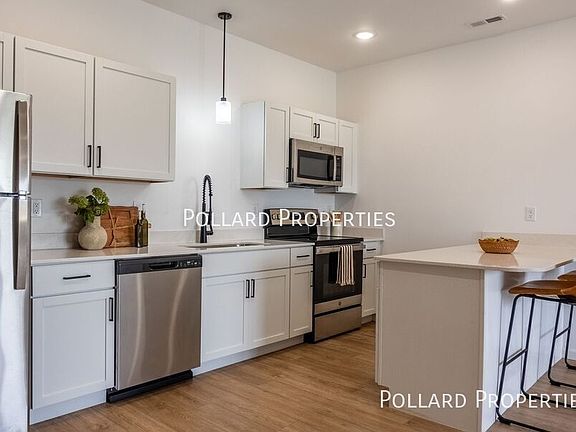 5th image of 614 Parkview Dr #614