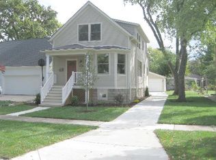 1105 S Harrison St, Park Ridge, IL 60068