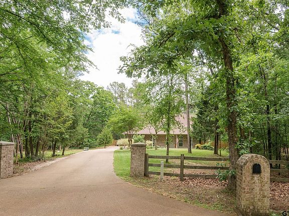 2nd image of 14962 Canopy Oaks Dr