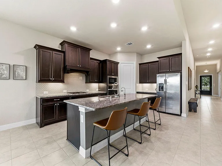 21723 Albertine Dr — Photo 15