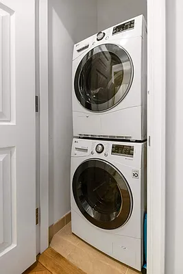 Sold by Compass | media 8