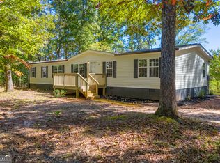 472 Kings Bridge Way Rd, Clarkesville, GA 30523