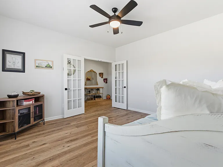148 Flintridge Dr — Photo 15