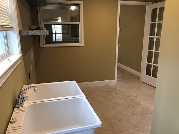 2nd image of 10932 Aledo Dr