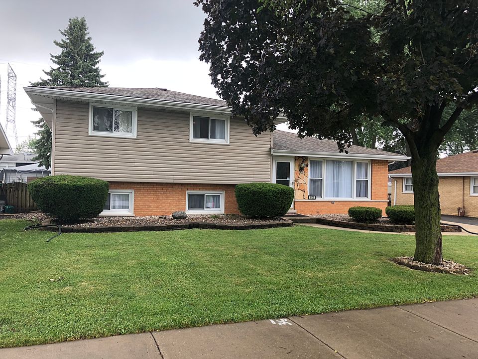 1st image of 8139 Newland Ave
