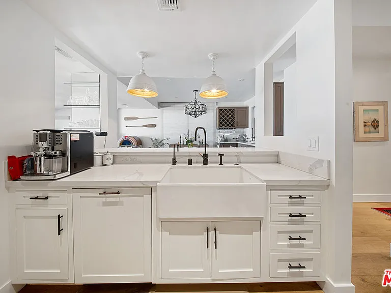 1 Eastwind St #203 — Photo 12