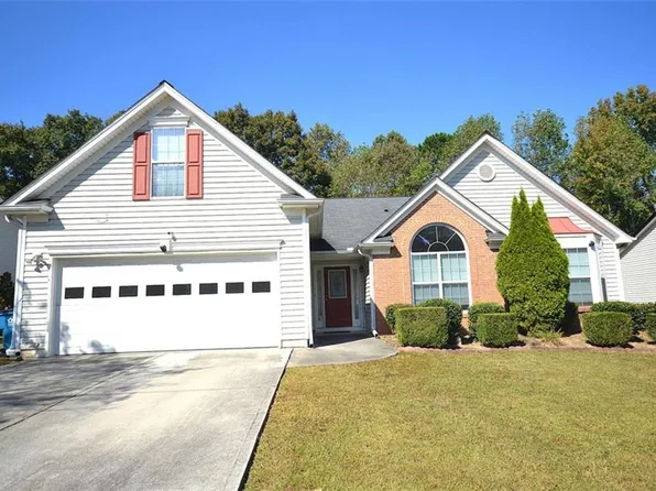 1935 Charleston Oak Cir, Lawrenceville, GA 30043