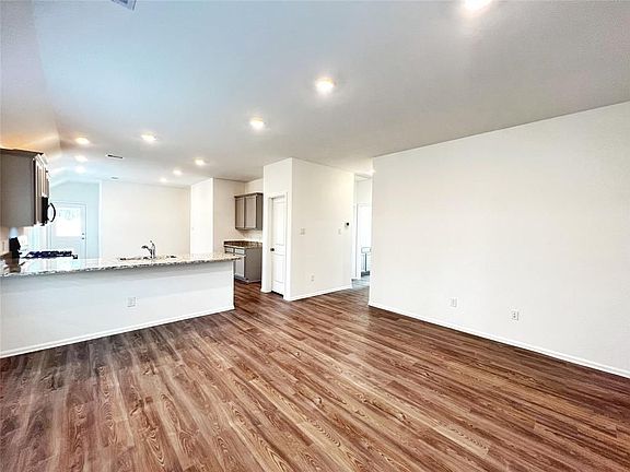 4th image of 22632 Malvicino Dr