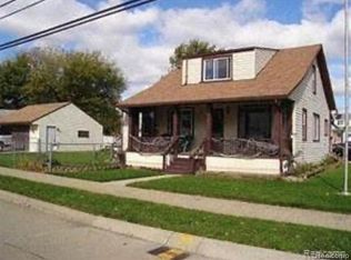 23703 Donald Ave, Eastpointe, MI 48021