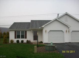 3 Whitetail Dr, Elysburg, PA 17824
